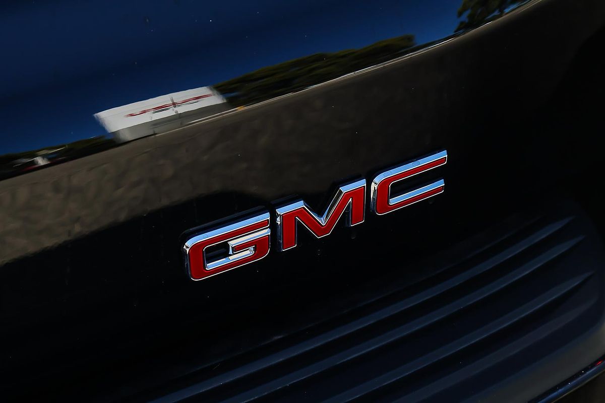 2025 GMC Yukon Denali T1