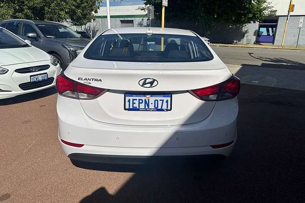 2014 Hyundai Elantra Elite MD3