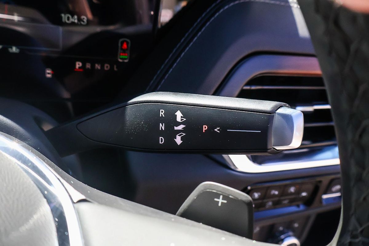 2025 GMC Yukon Denali T1