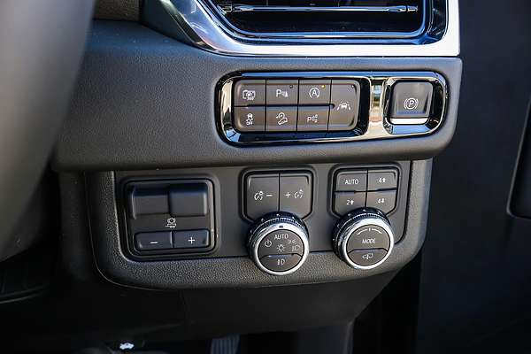 2025 GMC Yukon Denali T1