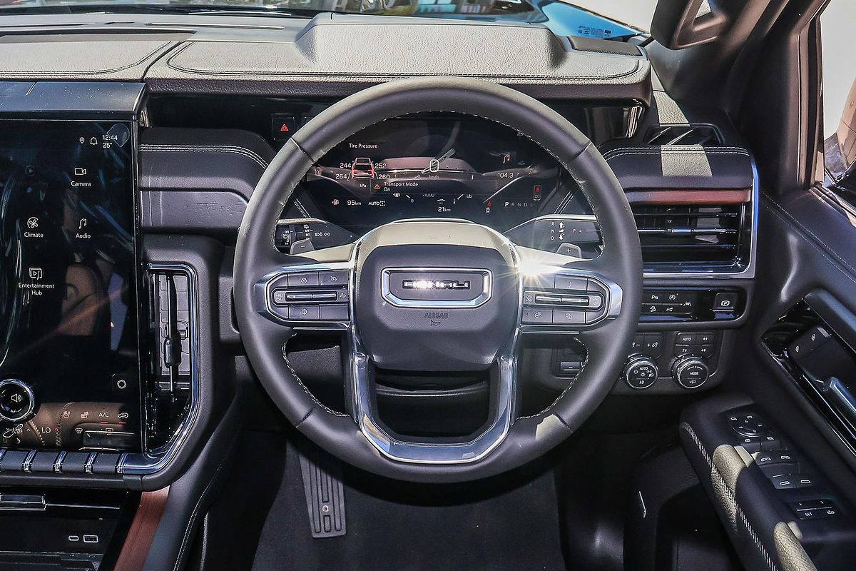 2025 GMC Yukon Denali T1