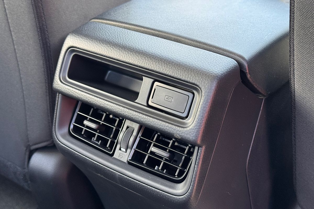 2025 Isuzu D-MAX SX 4X4