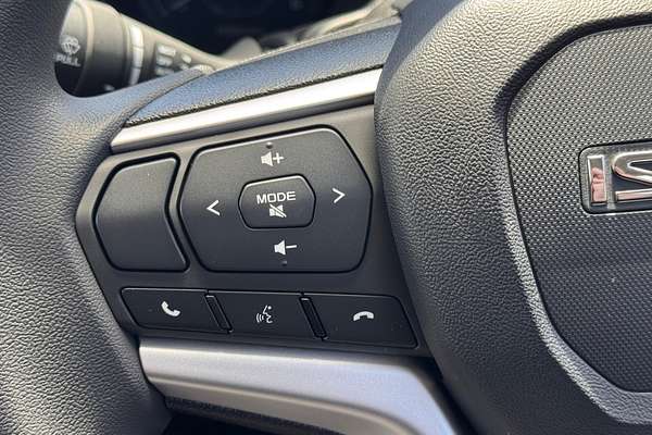 2025 Isuzu D-MAX SX 4X4