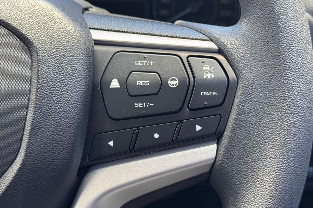 2025 Isuzu D-MAX SX 4X4