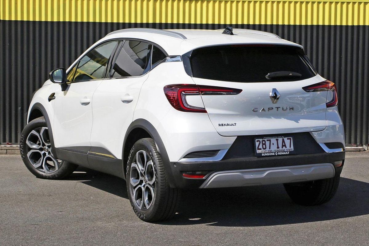 2022 Renault Captur Intens XJB