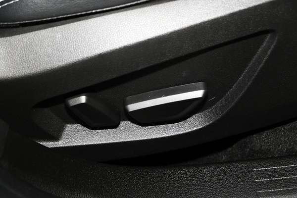 2022 Renault Captur Intens XJB