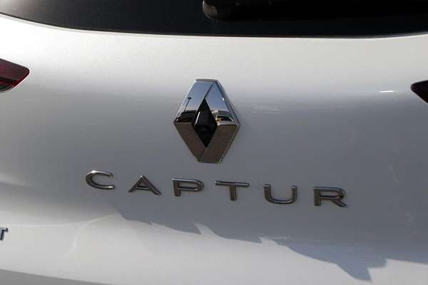 2022 Renault Captur Intens XJB