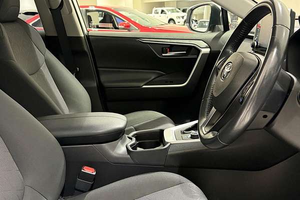 2020 Toyota RAV4 GXL AXAH54R