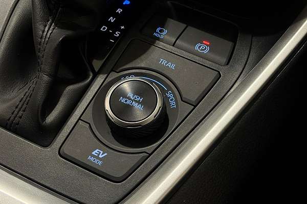 2020 Toyota RAV4 GXL AXAH54R