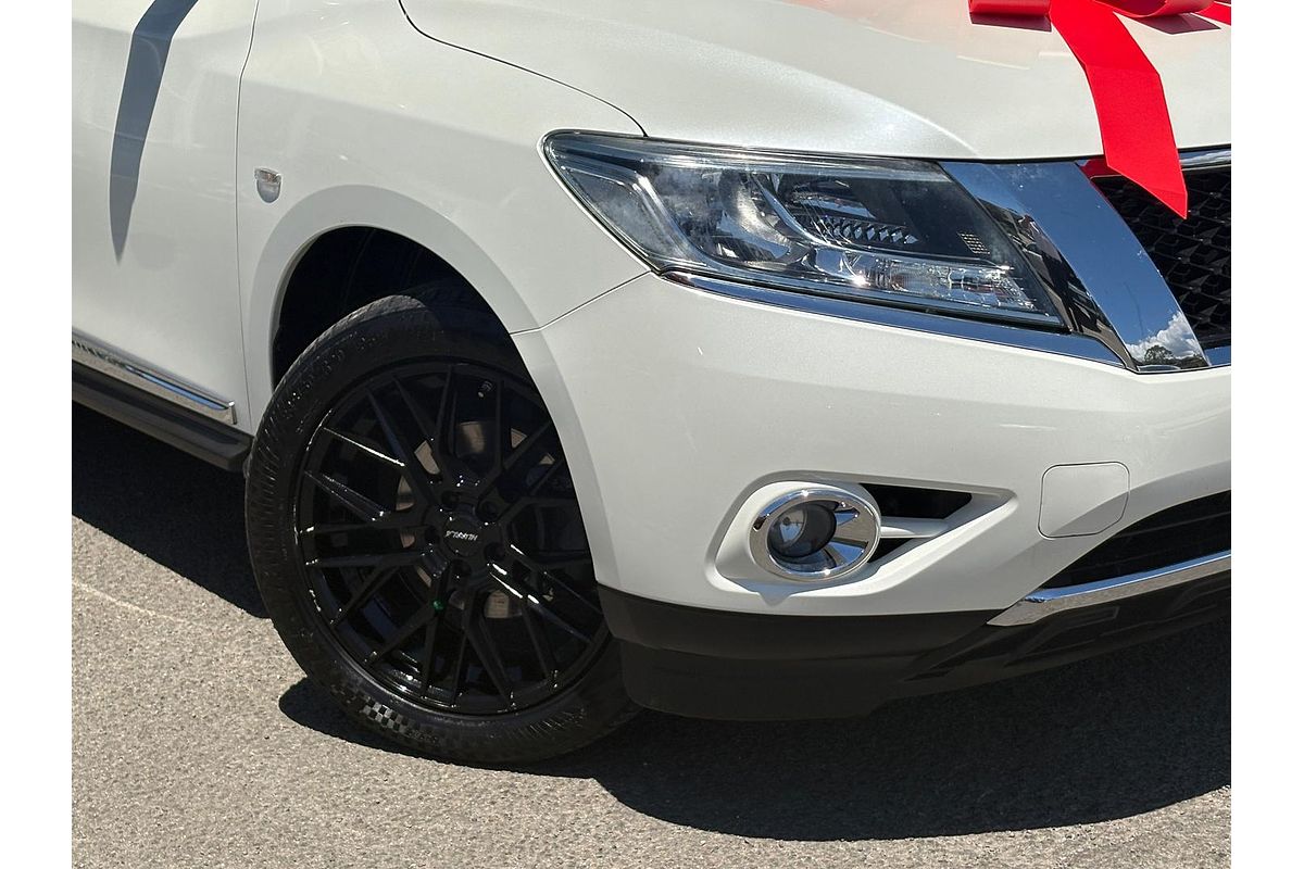 2016 Nissan Pathfinder Ti R52