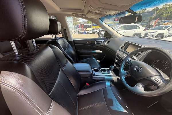 2016 Nissan Pathfinder Ti R52