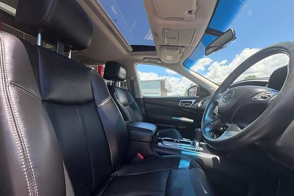 2016 Nissan Pathfinder Ti R52