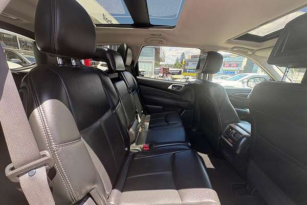 2016 Nissan Pathfinder Ti R52