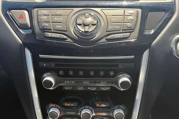 2016 Nissan Pathfinder Ti R52