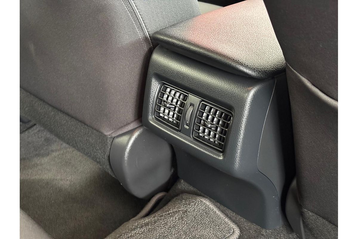 2024 Toyota Camry Ascent AXVH70R