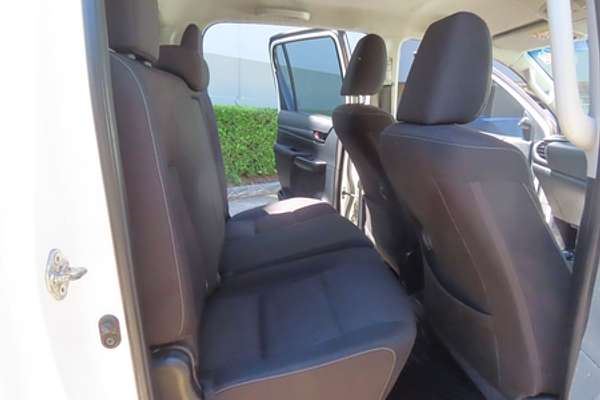 2018 Toyota Hilux SR GUN126R 4X4