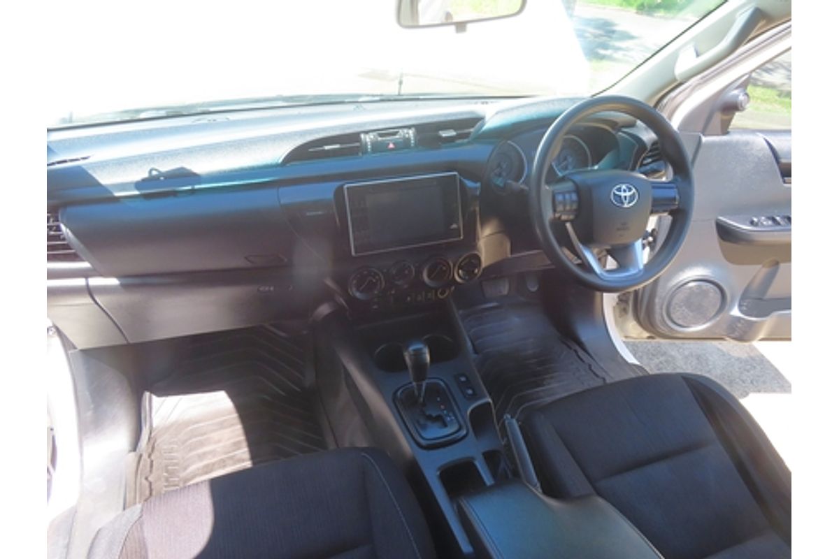 2018 Toyota Hilux SR GUN126R 4X4