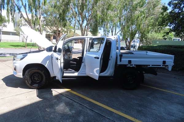 2018 Toyota Hilux SR GUN126R 4X4