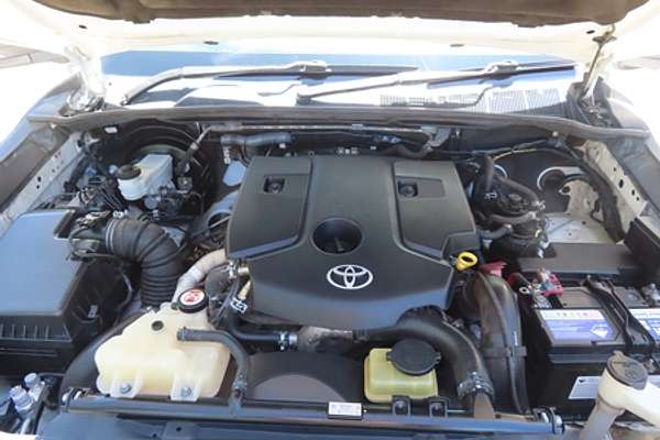 2018 Toyota Hilux SR GUN126R 4X4