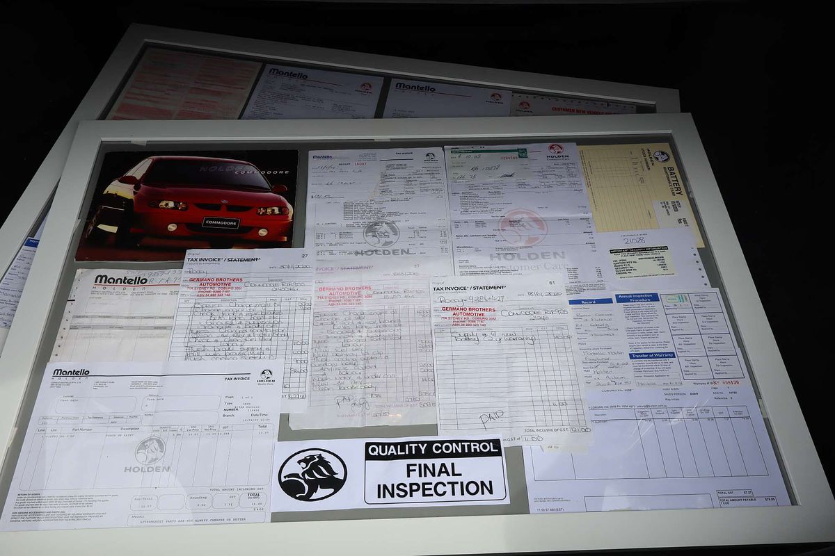 2002 Holden Commodore Acclaim VX II