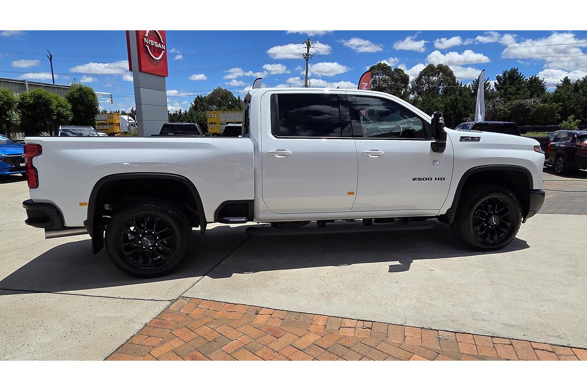 2025 Chevrolet Silverado HD LTZ Premium W/Tech Pack T1 4X4