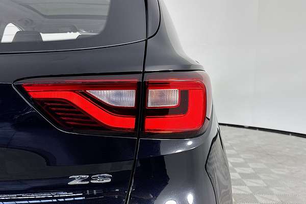 2021 MG ZS Essence AZS1