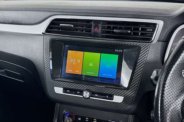 2021 MG ZS Essence AZS1