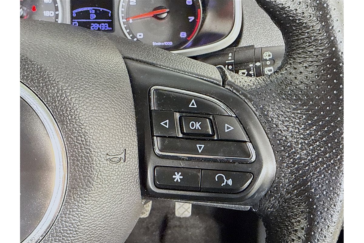 2021 MG ZS Essence AZS1