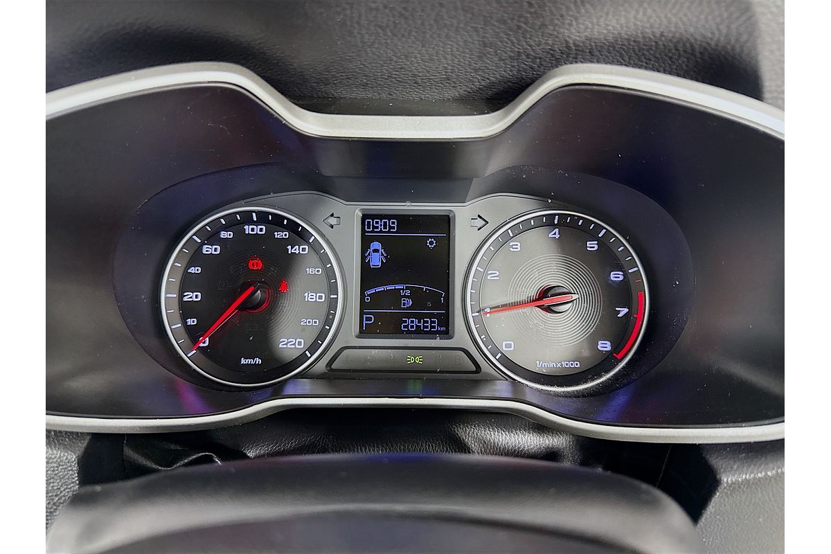 2021 MG ZS Essence AZS1