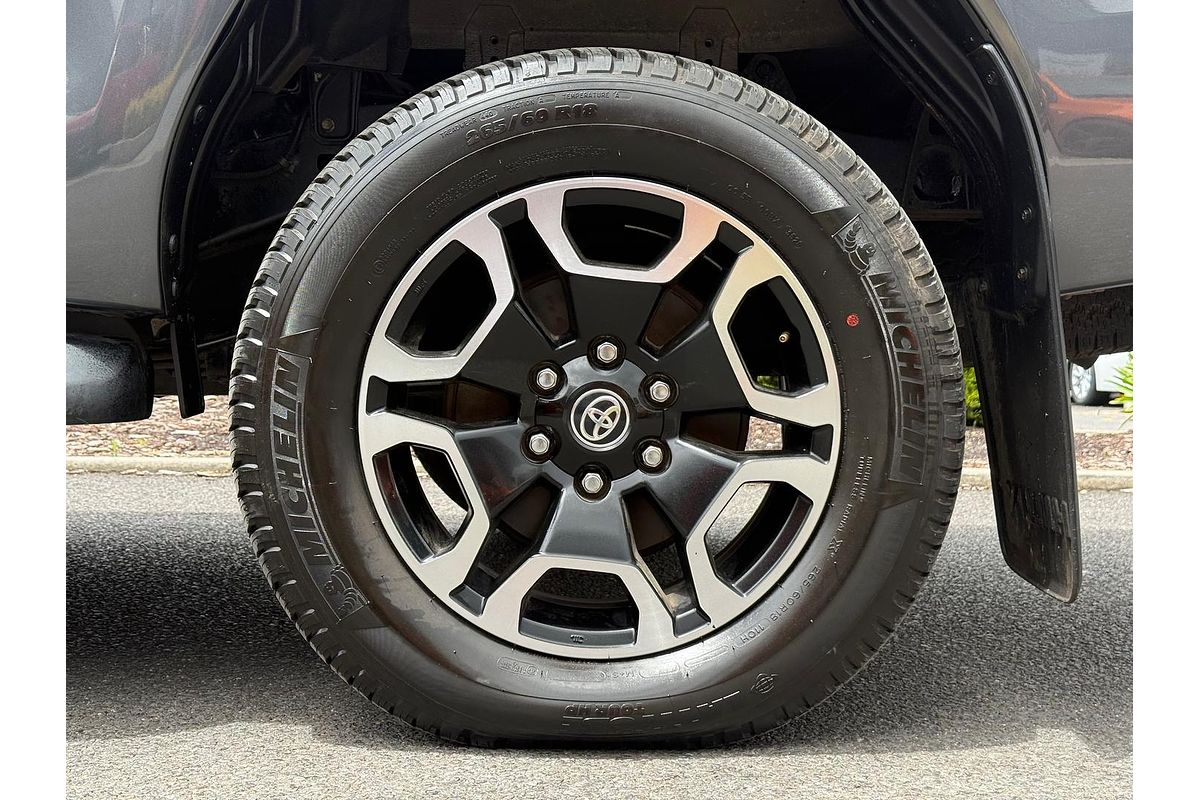 2020 Toyota Hilux SR5 GUN126R 4X4