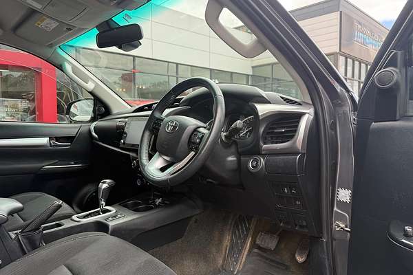 2020 Toyota Hilux SR5 GUN126R 4X4