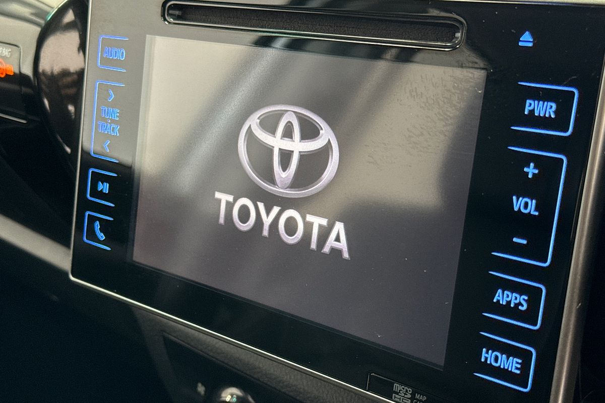 2019 Toyota Hilux SR5 GUN126R