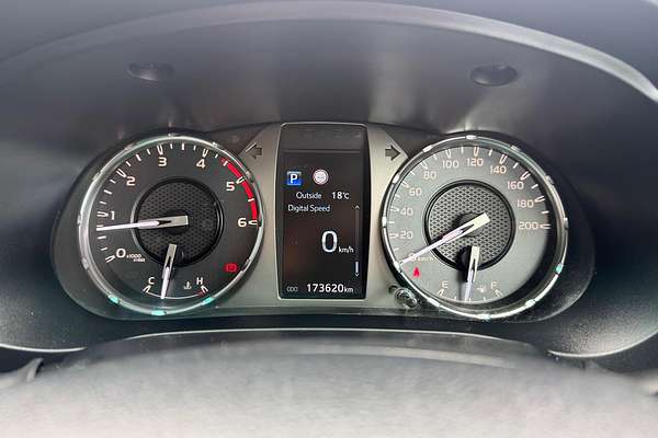 2020 Toyota Hilux SR5 GUN126R 4X4