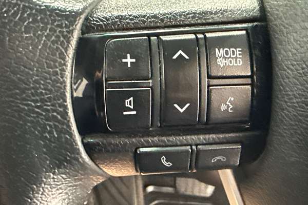 2019 Toyota Hilux SR5 GUN126R