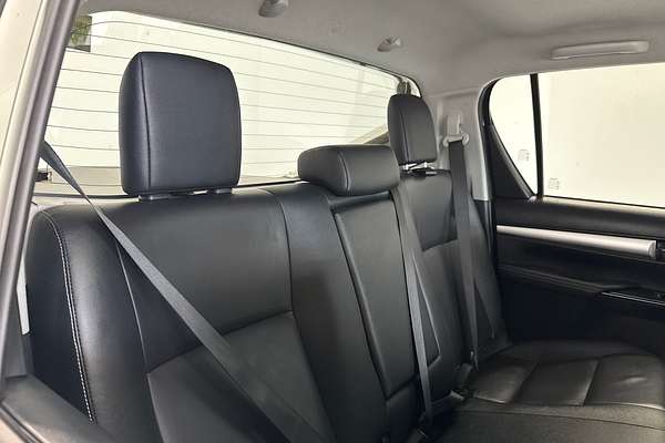 2019 Toyota Hilux SR5 GUN126R