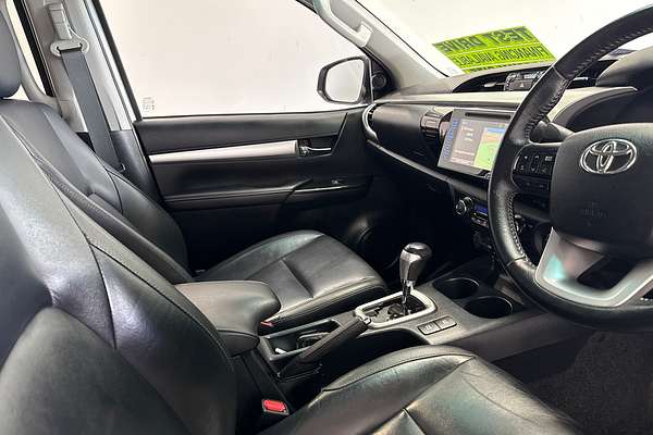 2019 Toyota Hilux SR5 GUN126R