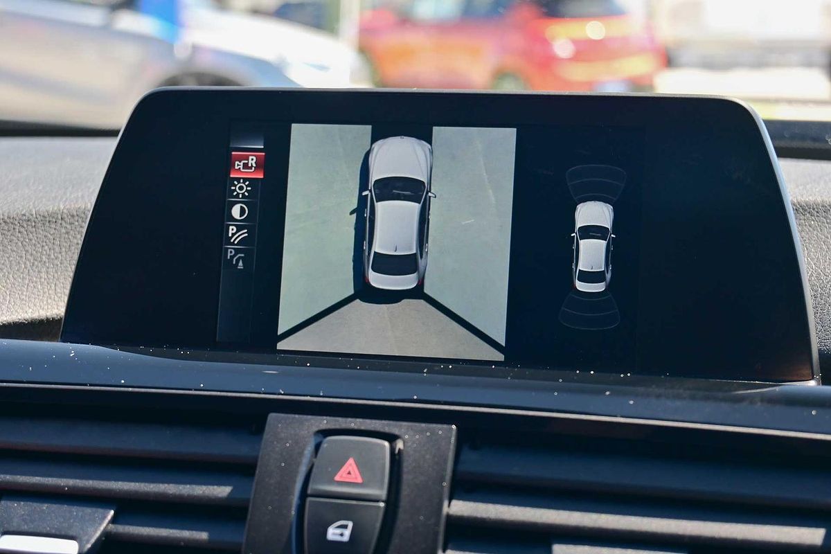 2014 BMW 3 Series 320i F30