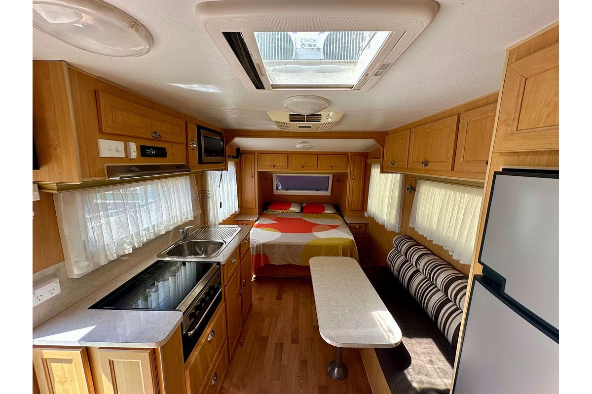 2013 Crusader Starlite