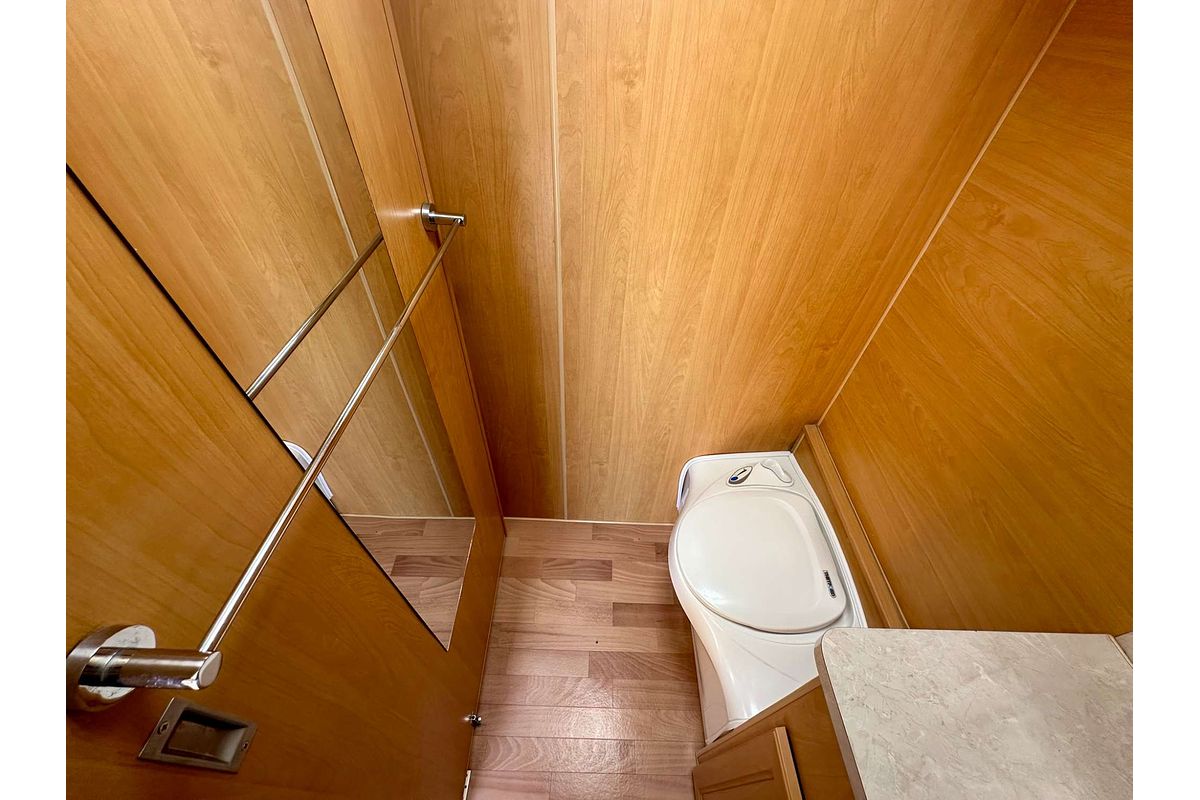 2013 Crusader Starlite