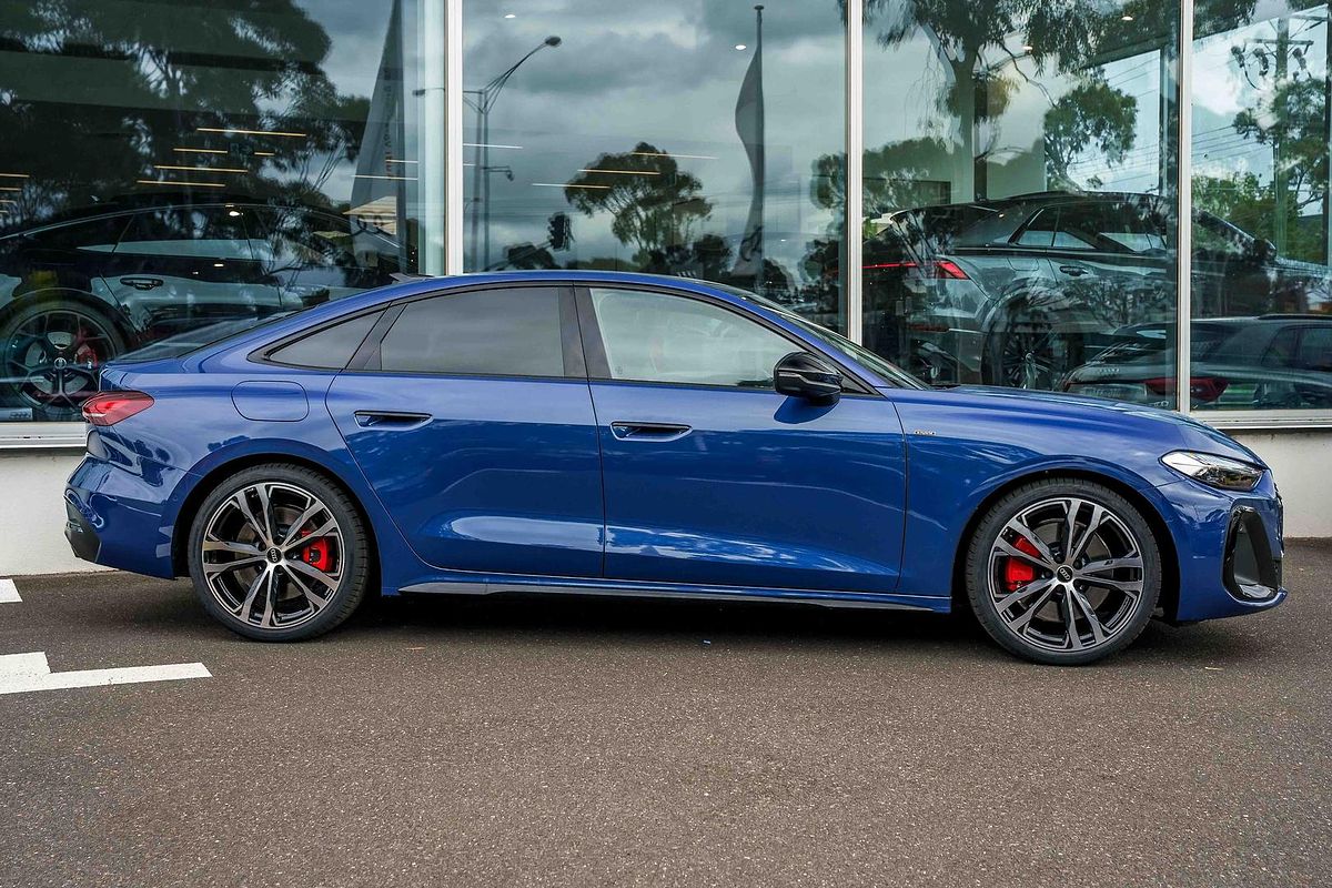 2025 Audi A5 e-hybrid S-Line B10