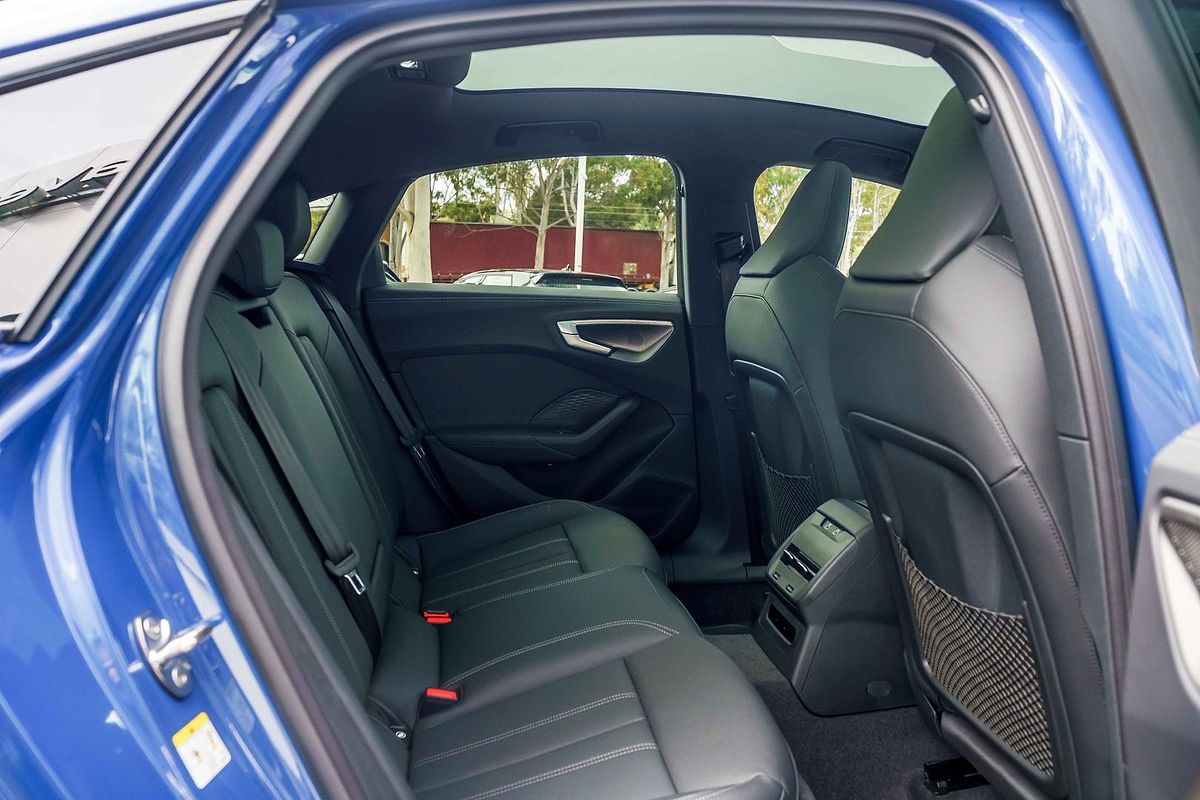 2025 Audi A5 e-hybrid S-Line B10