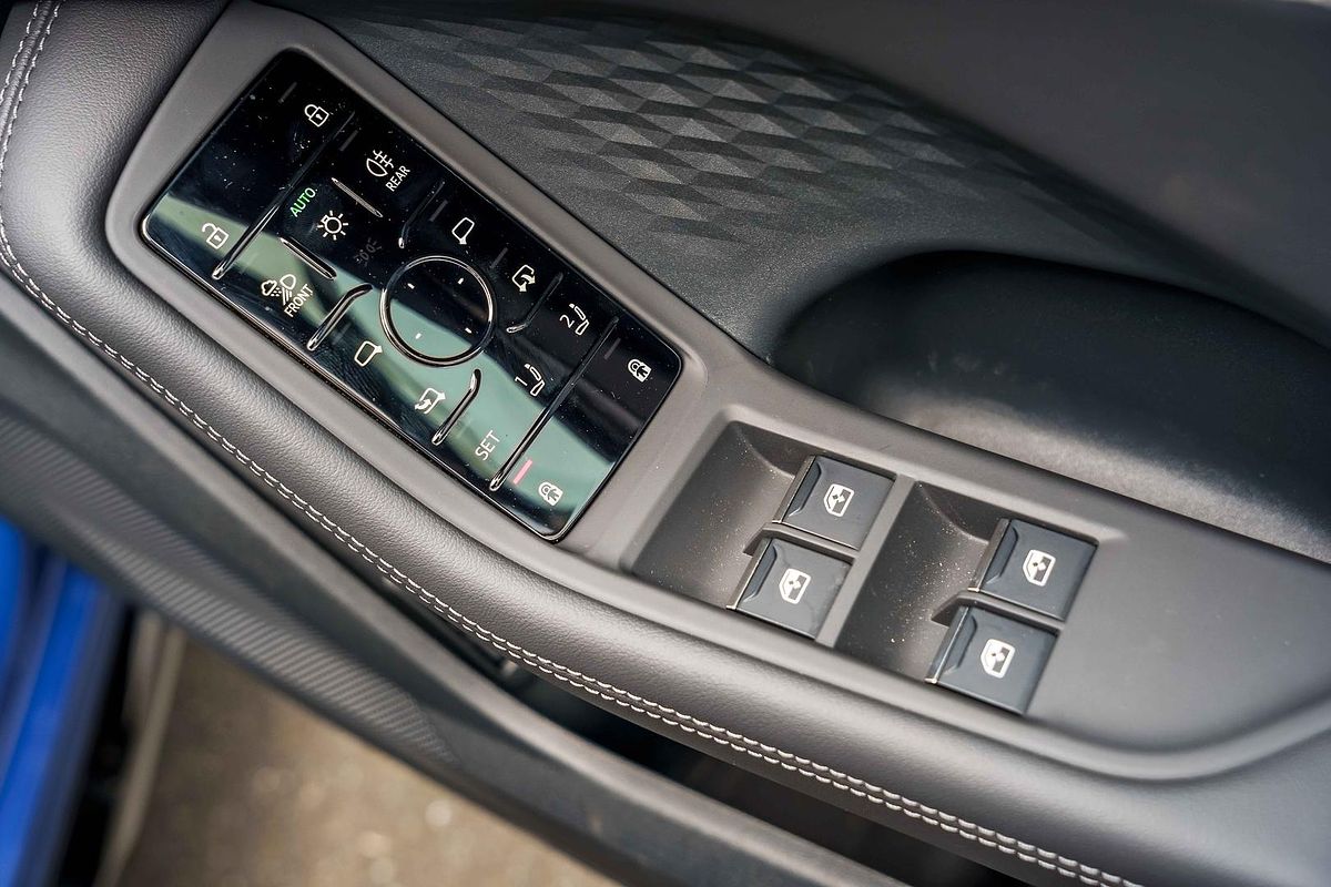 2025 Audi A5 e-hybrid S-Line B10