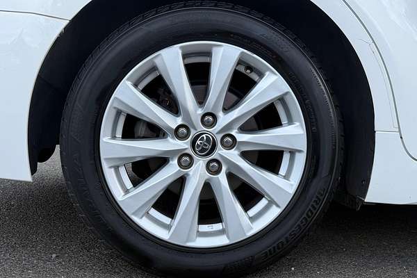 2018 Toyota Camry Ascent Sport ASV70R