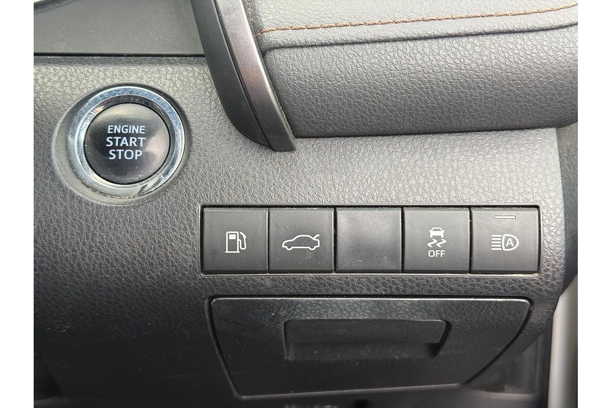 2018 Toyota Camry Ascent Sport ASV70R