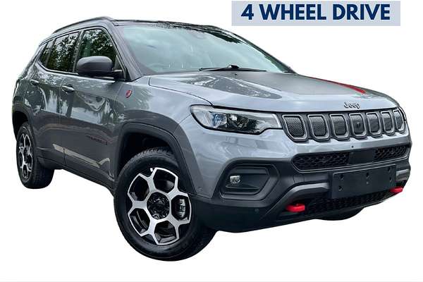 2024 Jeep Compass Trailhawk M6