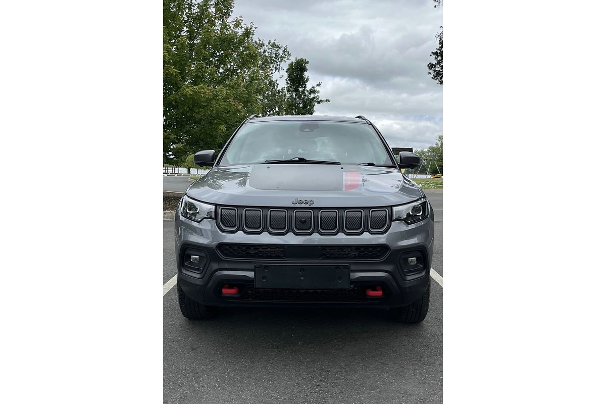 2024 Jeep Compass Trailhawk M6