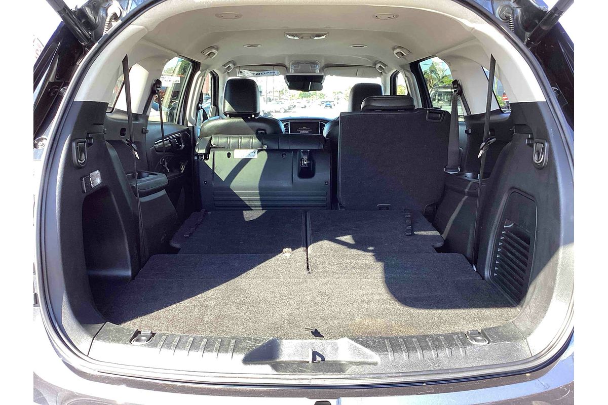 2022 Isuzu MU-X LS-T