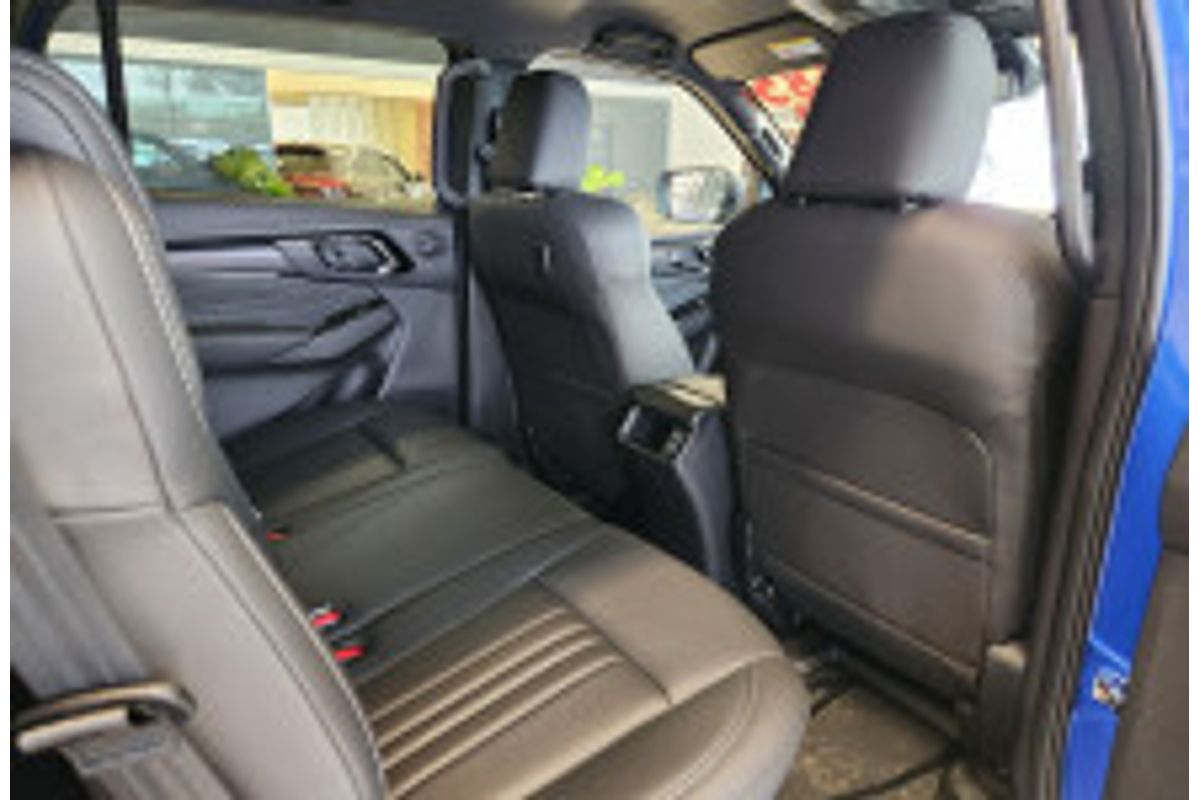 2025 Isuzu MU-X LS-T