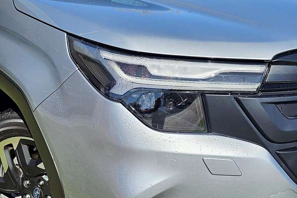 2025 Subaru Forester S6