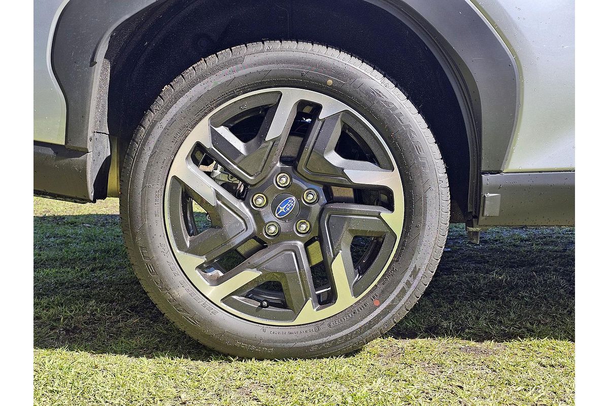 2025 Subaru Forester S6